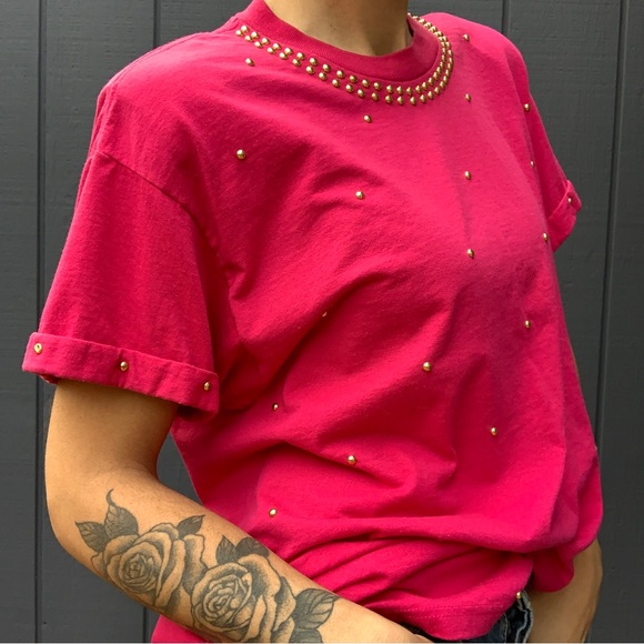 SOLD!!Vintage Gepetto pink gold studded tee - Picture 2 of 6